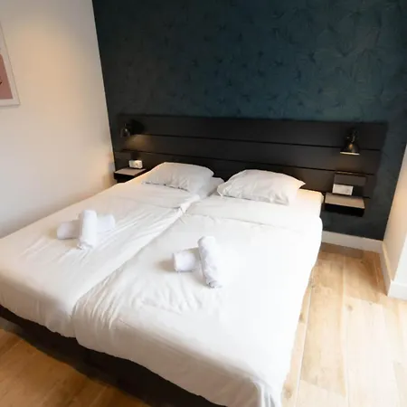Wellness With Whirlpool And Sauna *